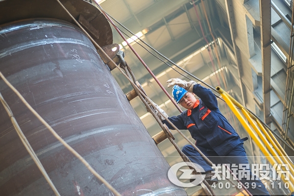 第一回：巾帼的角度，，，，纷歧样的天下——秦早霞