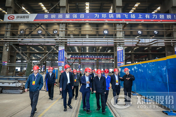 郑州市人大常委会主任白红战带队视察尊龙集团股份