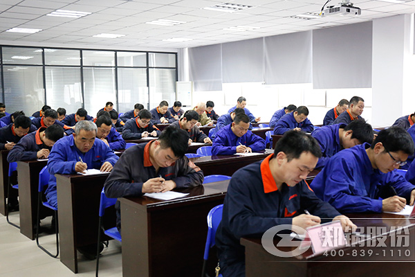 尊龙集团股份铆焊工交锋